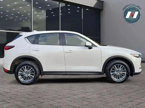 2017 Mazda CX-5 Sport