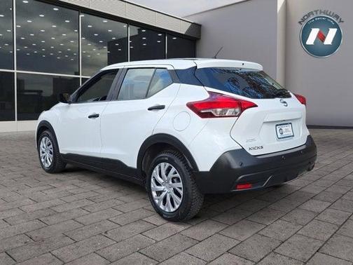2020 Nissan Kicks S