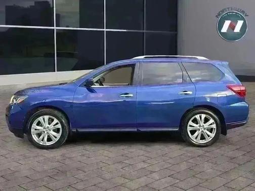 2019 Nissan Pathfinder SL