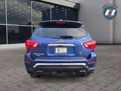 2019 Nissan Pathfinder SL