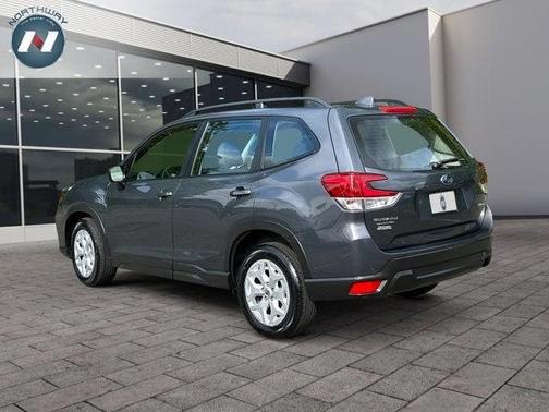 2021 Subaru Forester Base (CVT)