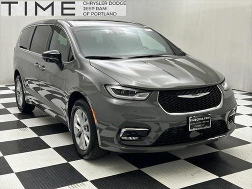 2025 Chrysler Pacifica L