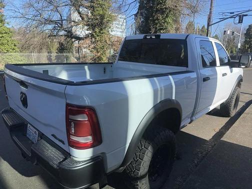 2023 RAM 2500 Tradesman Crew Cab 4x4 6'4' Box