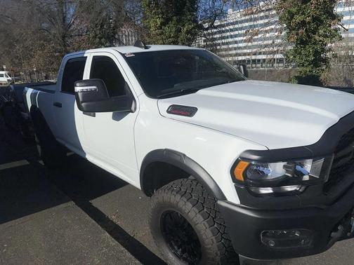 2023 RAM 2500 Tradesman Crew Cab 4x4 6'4' Box