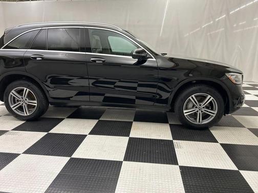 2022 Mercedes-Benz GLC 300 4MATIC