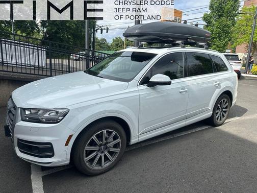 White 2019 Audi Q7 55 Prestige