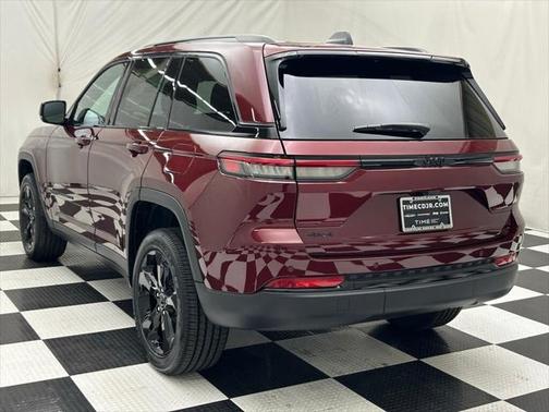 2025 Jeep Grand Cherokee Altitude