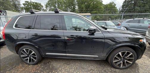 Onyx Black Metallic 2021 Volvo XC90 Recharge Plug-In Hybrid T8 Inscription Expression 7 Passenger