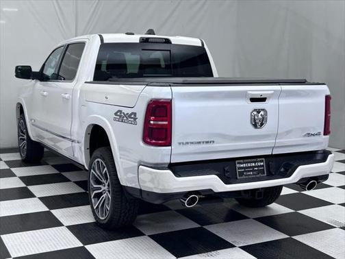 2025 RAM 1500 ST