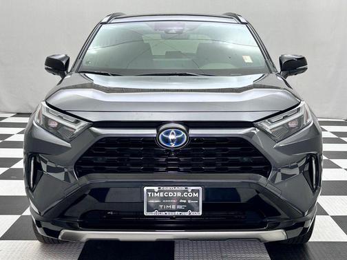 2023 Toyota RAV4 Hybrid SE