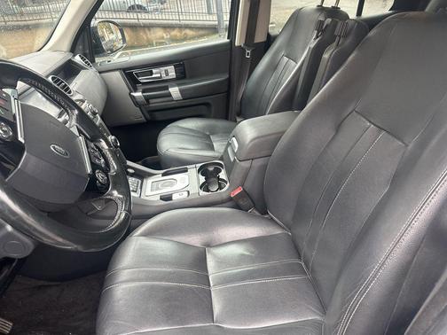 2016 Land Rover LR4 Base