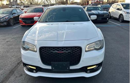 2022 Chrysler 300 S