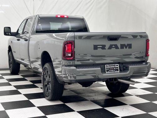 2026 RAM 2500 Big Horn Crew Cab 4x4 8' Box