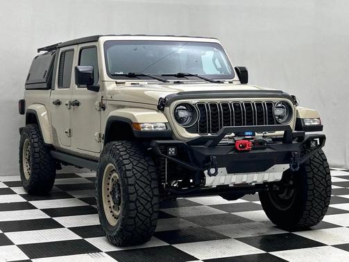 2022 Jeep Gladiator Sport S