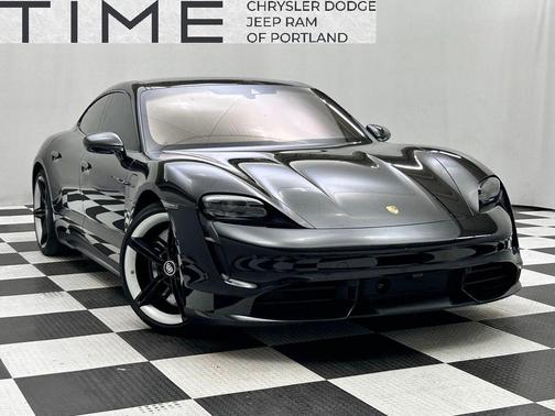 Jet Black Metallic 2021 Porsche Taycan Turbo S