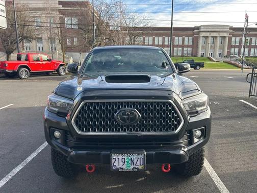 2019 Toyota Tacoma TRD Sport