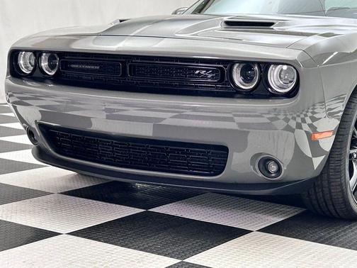 2017 Dodge Challenger R/T