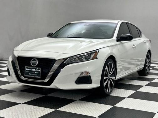 2021 Nissan Altima SR FWD