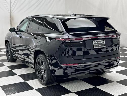 2025 Jeep Wagoneer S Launch Edition