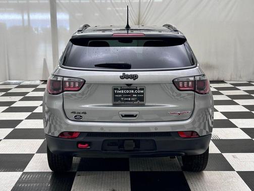 Billet Silver Metallic Clearcoat 2021 Jeep Compass Trailhawk