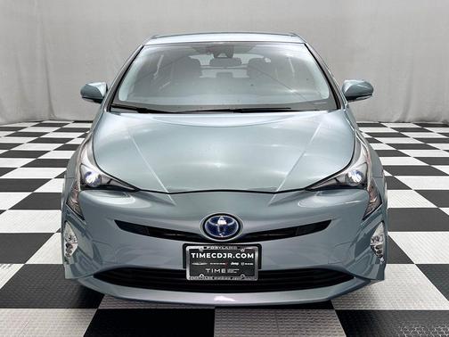 2018 Toyota Prius Three Touring