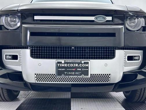 2022 Land Rover Defender 110 XS Edition