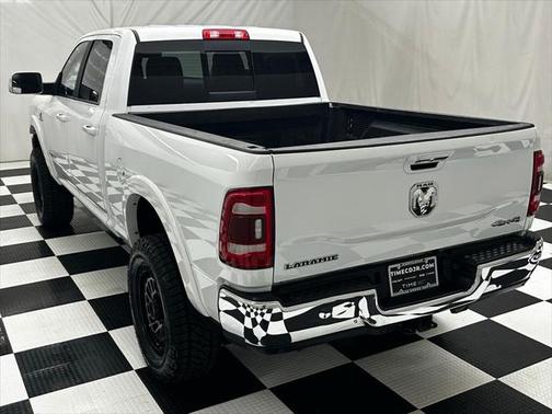 2022 RAM 2500 Laramie Crew Cab 4x4 6'4' Box