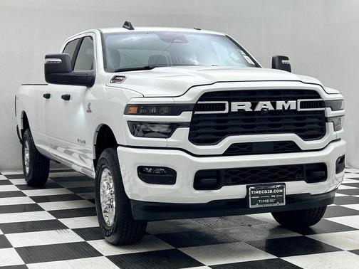 2026 RAM 3500 Big Horn Crew Cab 4x4 8' Box