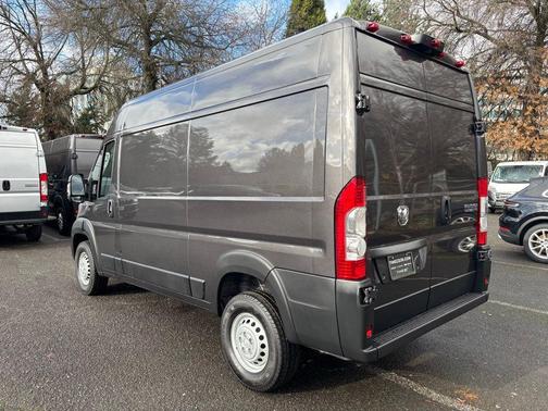 2026 RAM ProMaster 1500 Base
