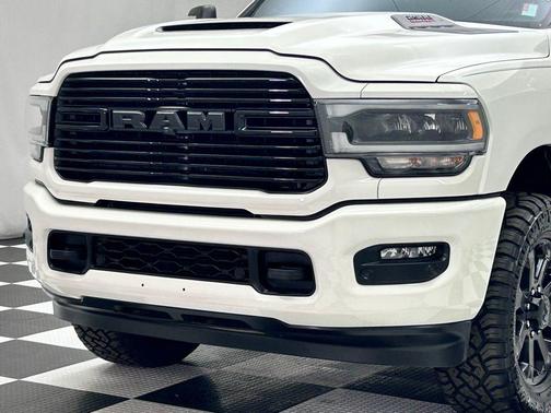 2024 RAM 2500 Laramie Crew Cab 4x4 6'4' Box