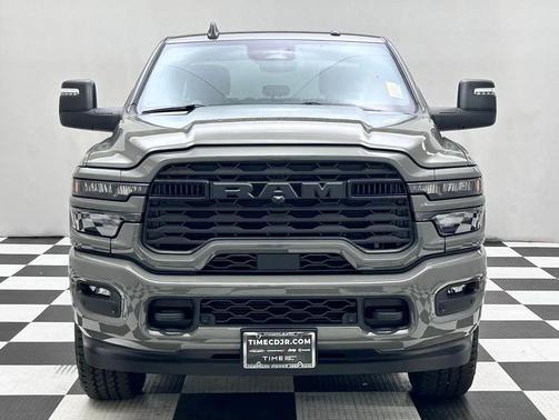 2026 RAM 2500 Big Horn Crew Cab 4x4 8' Box
