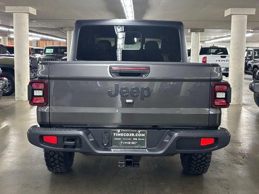 2026 Jeep Gladiator Willys 4x4