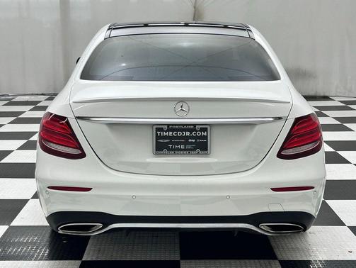 2018 Mercedes-Benz E-Class 4MATIC