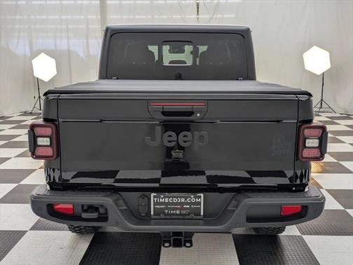 2025 Jeep Gladiator Willys