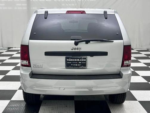 2007 Jeep Grand Cherokee Laredo