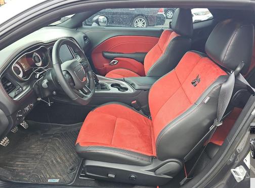 Granite Pearlcoat 2022 Dodge Challenger R/T Scat Pack Widebody