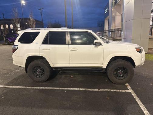 2015 Toyota 4Runner SR5