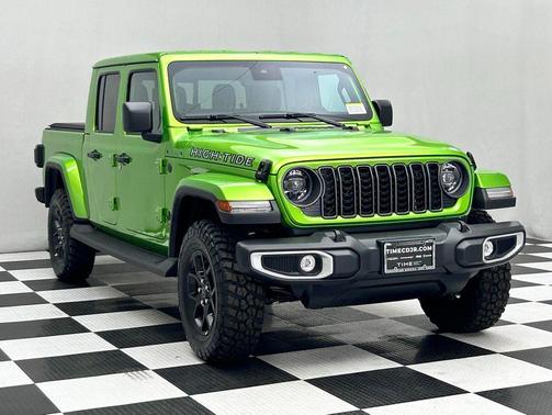 2025 Jeep Gladiator High Tide