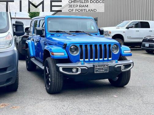 Hydro Blue Pearlcoat 2023 Jeep Wrangler 4xe Sahara