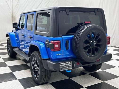 Hydro Blue Pearlcoat 2023 Jeep Wrangler 4xe Sahara