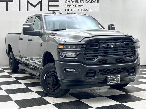 2026 RAM 2500 Tradesman Crew Cab 4x4 8' Box