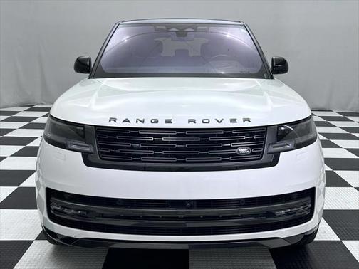 2023 Land Rover Range Rover P530 SE