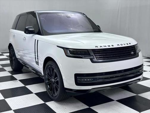 2023 Land Rover Range Rover P530 SE