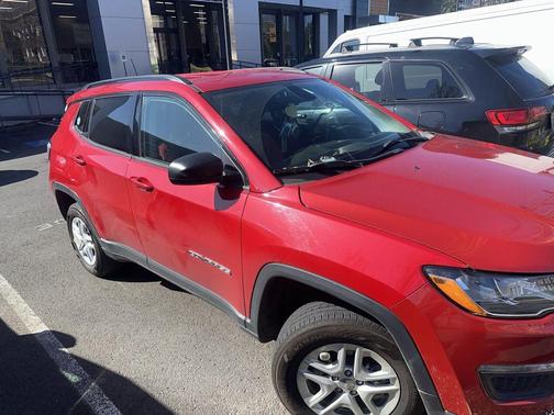 Redline Pearlcoat 2018 Jeep Compass Sport