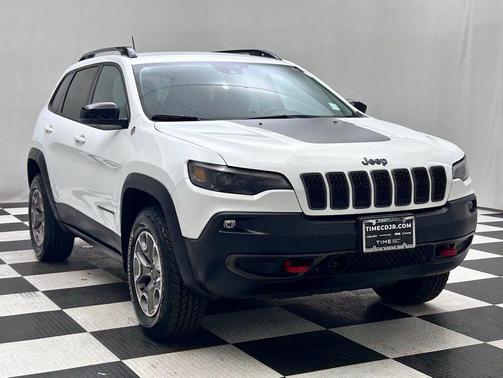 Bright White Clearcoat 2022 Jeep Cherokee Trailhawk
