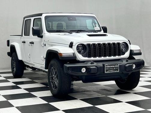 2025 Jeep Gladiator Sport S