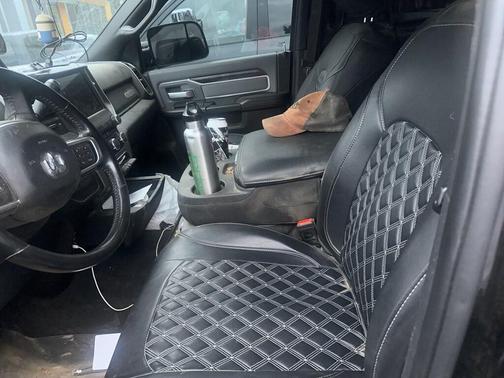 2021 RAM 2500 Big Horn Crew Cab 4x4 6'4' Box