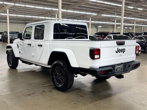 2026 Jeep Gladiator Sport S