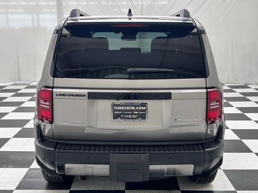 2024 Toyota Land Cruiser Base