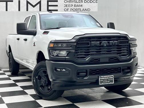 2026 RAM 3500 Tradesman Crew Cab 4x4 8' Box